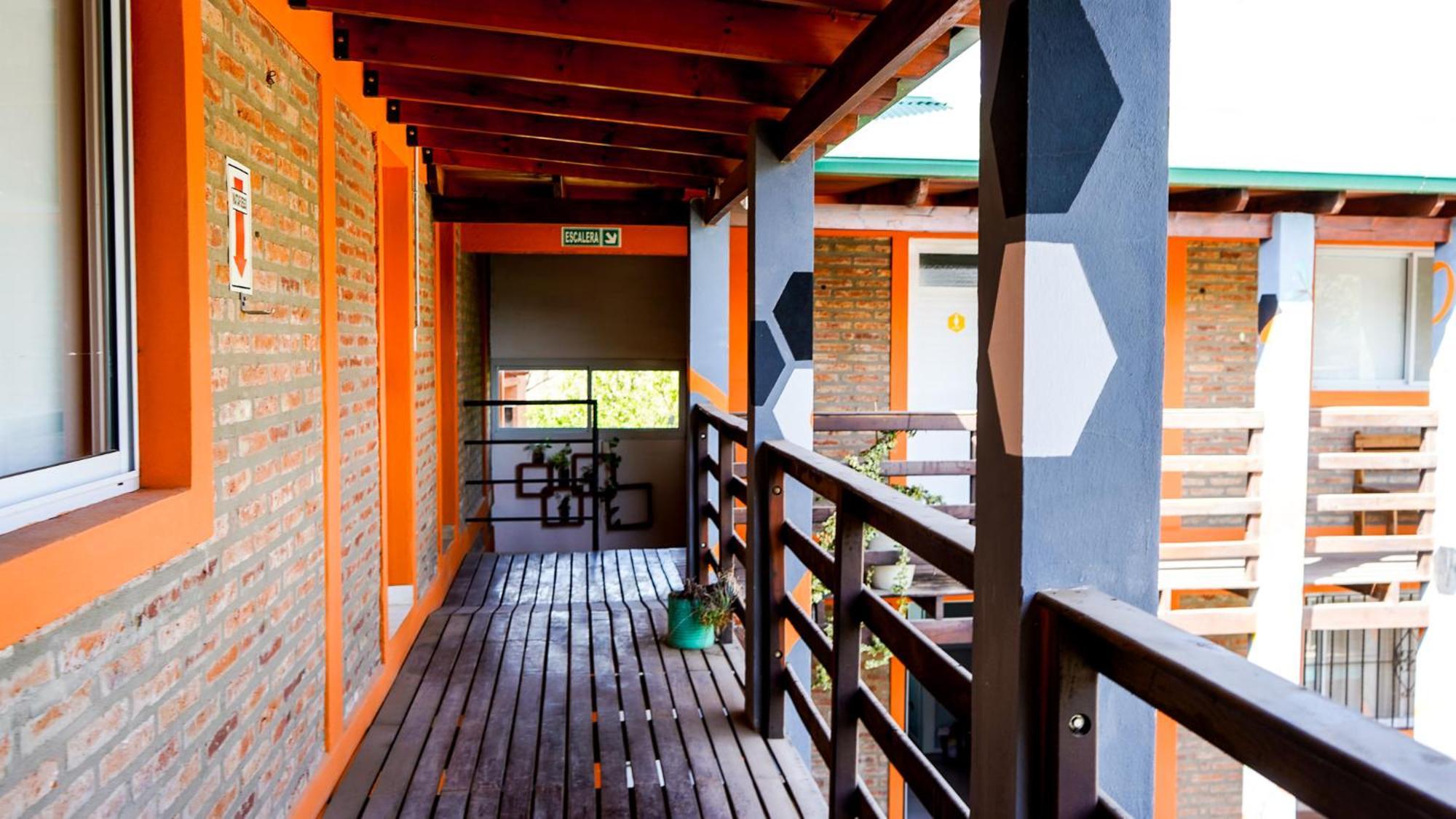 Eiru Hostel Санта-Роса-де-Каламучита Экстерьер фото