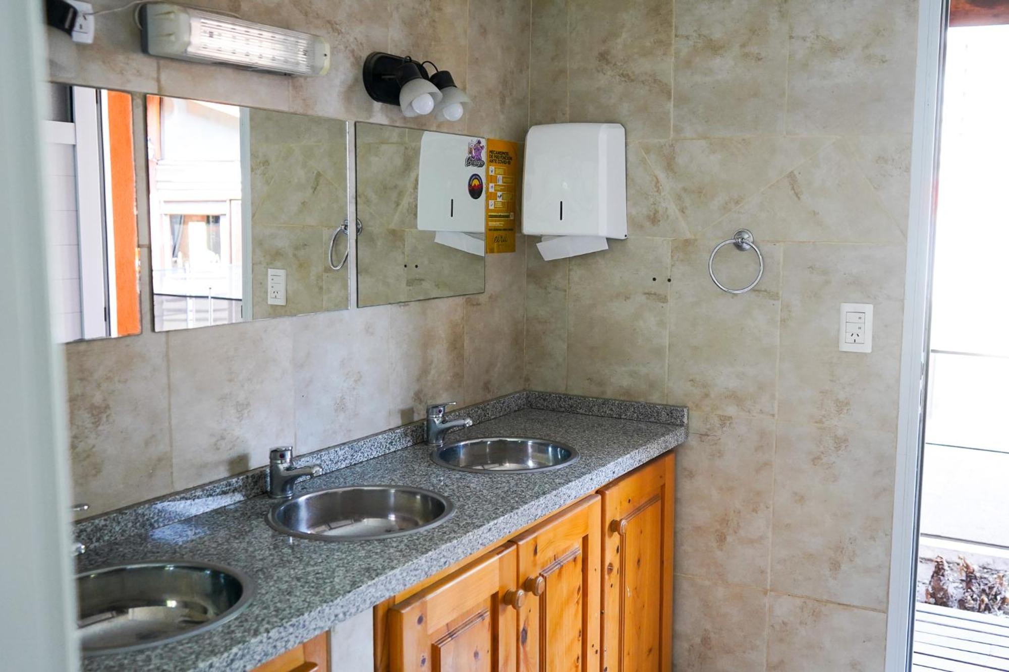 Eiru Hostel Санта-Роса-де-Каламучита Экстерьер фото